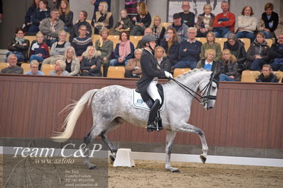 Blue Hors
7 års finale dressur
