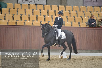 Blue Hors
1. kvl 4års heste dressur
Nøgleord: camila ahlers pedersen;skovmosegårds amarone