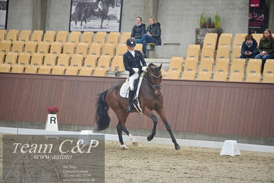 Blue Hors
1. kvl 4års heste dressur
Nøgleord: mette sejbjerg jensen;faretti dwb