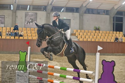 Blue Hors
5års kvalifikation spring
Nøgleord: syvhøjegårds keep calm;anne katrine kolborg johansen