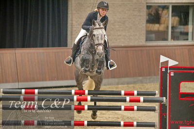 Blue Hors
6års springheste 1.kvl
Nøgleord: statusouo;sophie bonde nielsen