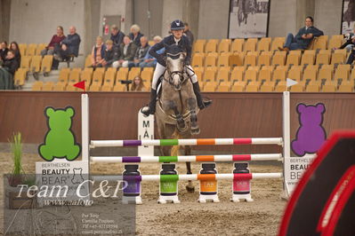 Blue Hors
4 års kvl spring
Nøgleord: gladiator ax;benedikte skagge