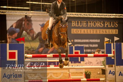 Jydske bank box
st clemens ey cup u25 135cm
Nøgleord: marcel kandzlora;ushuaia de la roque