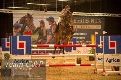 Jydske bank box
st clemens ey cup u25 135cm
Nøgleord: emilie mosegaard christiansen;syvhøjegårds enzo