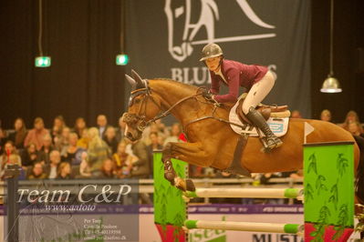 Jydske bank box
CSI2 Medium Tour (238.2.1) 1.40m
Nøgleord: emma emanuelsson;centicco pearl