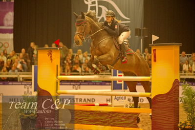 Jydske bank box
CSI2 Medium Tour (238.2.1) 1.40m
Nøgleord: philine widmayer;kalejandro d