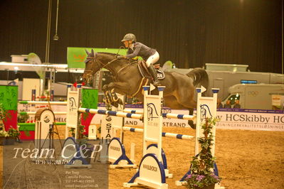 Jydske bank box
St. Clemens EY Cup U25  1.40m
Nøgleord: rie rose lindegren roed;embaia m
