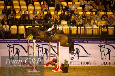 Jydske bank box
BEMER Int. AG CSI2 Big Tour GP Qual. (238.2.2) 1.45m
Nøgleord: ingemar hammarström;captain sparrow 5