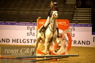 Jydske bank box
BEMER Int. AG CSI2 Big Tour GP Qual. (238.2.2) 1.45m
Nøgleord: benedikte rie truelsen;cassina z