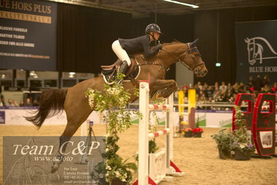 Jydske bank box
Frandsbjerg CSI2 Medium Tour (274.1.5.3) 1.40m
Nøgleord: ebba danielsson;iwan