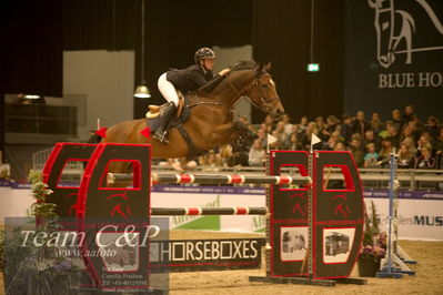 Jydske bank box
Frandsbjerg CSI2 Medium Tour (274.1.5.3) 1.40m
Nøgleord: kamilla kjilie pettersen;hearty v h