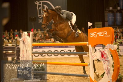 Jydske bank box
Frandsbjerg CSI2 Medium Tour (274.1.5.3) 1.40m
Nøgleord: solveig fotland newermann;niaras stb boy