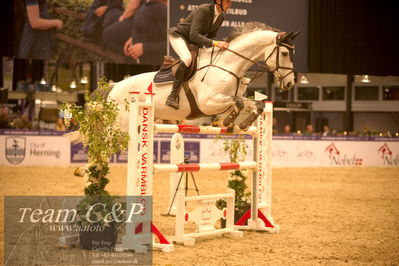 Jydske bank box
Frandsbjerg CSI2 Medium Tour (274.1.5.3) 1.40m
Nøgleord: mikkel laursen;gin