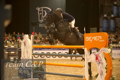 Jydske bank box
Frandsbjerg CSI2 Medium Tour (274.1.5.3) 1.40m
Nøgleord: laura aromaa;sparkly diamond