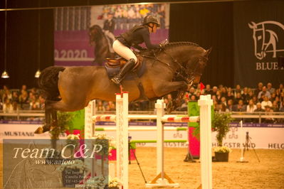 Jydske bank box
Frandsbjerg CSI2 Medium Tour (274.1.5.3) 1.40m
Nøgleord: stine cassoe;cannon chris