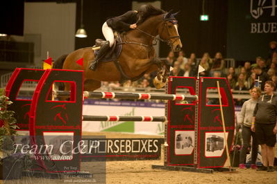Jydske bank box
Frandsbjerg CSI2 Medium Tour (274.1.5.3) 1.40m
Nøgleord: lærke isabel godsk;cabrio