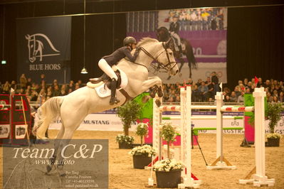 Jydske bank box
Frandsbjerg CSI2 Medium Tour (274.1.5.3) 1.40m
Nøgleord: linn widmark;coleburn