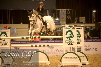 Jydske bank box
Frandsbjerg CSI2 Medium Tour (274.1.5.3) 1.40m
Nøgleord: linn widmark;coleburn