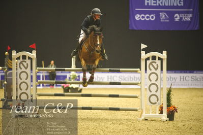 Absolut horses
Skibby HC CSI1 Grand Prix (238.2.2a-GP) 1.40m
Nøgleord: emilia widmayer;baron d'la rousserie
