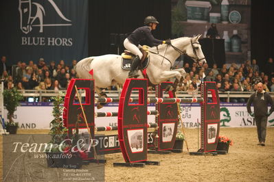 Absolut horses
Zibrasport Equest CSI2 Medium Tour (238.2.1) 1.40m
Nøgleord: rie rose lindegren roed;newcomer 13