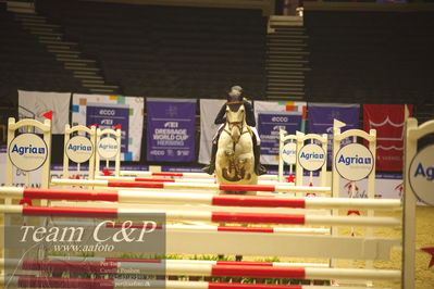 Jydske bank box
CSI2 Six bar (262.3)
Nøgleord: johanna beckmann;chardonnay 111