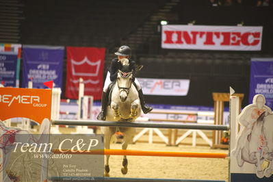 Jydske bank box
FEI Ponies Jumping Trophy GP (238.2.2a-GP) 1.30m
Nøgleord: cecilie könig;fox town