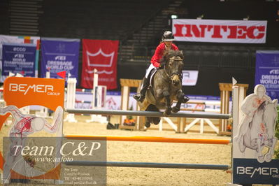 Jydske bank box
FEI Ponies Jumping Trophy GP (238.2.2a-GP) 1.30m
Nøgleord: laura sargent;foxtown elderberry