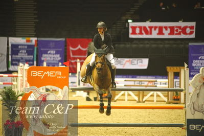 Jydske bank box
FEI Ponies Jumping Trophy GP (238.2.2a-GP) 1.30m
Nøgleord: noora von bülow;elando van de roshoeve