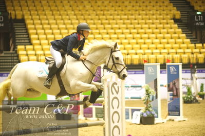 Jydske bank box
FEI Ponies Jumping Trophy GP (238.2.2a-GP) 1.30m
Nøgleord: phoebe farman;teach mor bridge