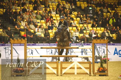 Jydske bank box
CSI2 Stutteri Ask Grand Prix LR (273.4.3b-GP) 1.45m
Nøgleord: sofie yderstraede bucka;la belle