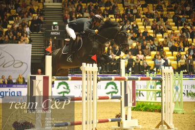 Jydske bank box
CSI2 Stutteri Ask Grand Prix LR (273.4.3b-GP) 1.45m
Nøgleord: thomas sandgaard;argiano
