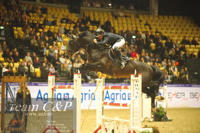 Jydske bank box
CSI2 Stutteri Ask Grand Prix LR (273.4.3b-GP) 1.45m
Nøgleord: thomas sandgaard;argiano