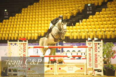 Jydske bank box
CSI2 Stutteri Ask Grand Prix LR (273.4.3b-GP) 1.45m
Nøgleord: kati lekander;candid 14