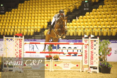 Jydske bank box
CSI2 Stutteri Ask Grand Prix LR (273.4.3b-GP) 1.45m
Nøgleord: christine thirup christensen;vedric