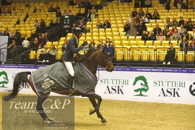 Jydske bank box
CSI2 Stutteri Ask Grand Prix LR (273.4.3b-GP) 1.45m
Nøgleord: lap of honour;shane carey;skorphults baloutendro