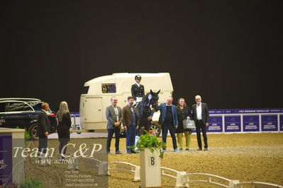 Jydske bank box
FEI Dressage World Cup Freestyle presented by ECCO (GP FS)
Nøgleord: cathrine dufour;atterupgaards cassidy;lap of honour