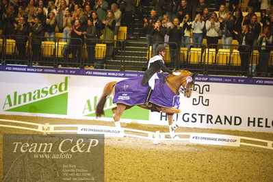 Jydske bank box
FEI Dressage World Cup Freestyle presented by ECCO (GP FS)
Nøgleord: cathrine dufour;atterupgaards cassidy;lap of honour