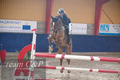 C-stævne spring
lb2
Nøgleord: chanel blixenkrone møller hansen;kentucky