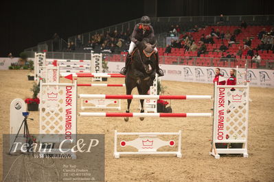 Jydske bank box
2022-03-10 csi3 medium tour 140cm
Nøgleord: phillip rüping;baloutaire
