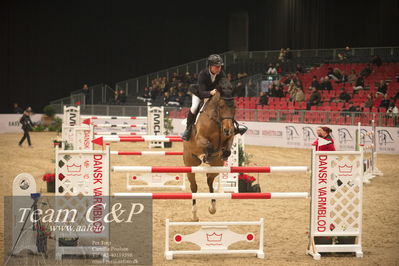 Jydske bank box
2022-03-10 csi3 medium tour 140cm
Nøgleord: rolf-goren bengtsson;lyjanair