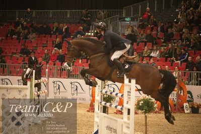 Jydske bank box
2022-03-10 csi3 medium tour 140cm
Nøgleord: felix hassmann;zinedream