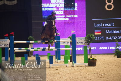 Jydske bank box
VM HERNING 2022 CSI3 Big Tour 1.45m
Nøgleord: lærke isabel godsk;cabrio