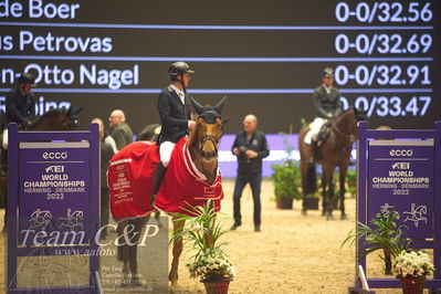 Jydske bank box
VM HERNING 2022 CSI3 Big Tour 1.45m
Nøgleord: mathias noerheden johanssen;accolade;lap of honour