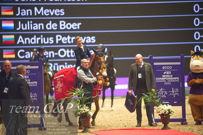 Jydske bank box
VM HERNING 2022 CSI3 Big Tour 1.45m
Nøgleord: mathias noerheden johanssen;accolade;lap of honour