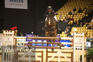 Jydske bank box
Stutteri Ask csi3big tour 150cm
Nøgleord: takashi haase shibayama;campai 3