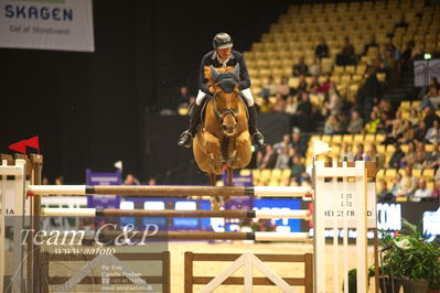 Jydske bank box
Stutteri Ask csi3big tour 150cm
Nøgleord: mathias noerheden johanssen;accolade