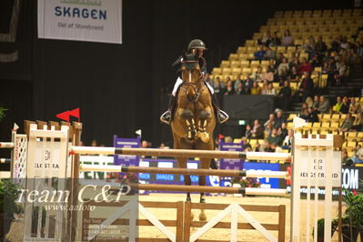 Jydske bank box
Stutteri Ask csi3big tour 150cm
Nøgleord: anna-julie kontio;jay jay van de mottelhoeve