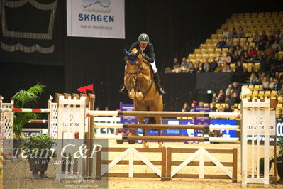 Jydske bank box
Stutteri Ask csi3big tour 150cm
Nøgleord: lars bak andersen;carl-heinz b