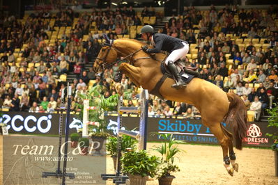 Jydske bank box
Stutteri Ask csi3big tour 150cm
Nøgleord: lars bak andersen;carl-heinz b