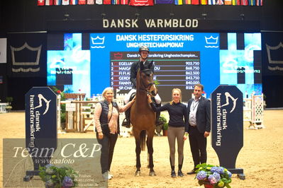 Jydske bank box
Unghestechampionatet spring 2022 præmieoverækkelse
Nøgleord: fanny w;marie witt poulsen